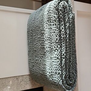 NWT Vivaraise grey green coverlet